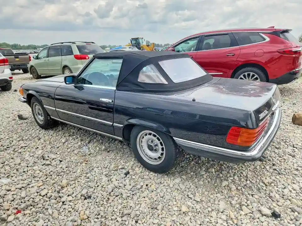 WDB1070451A024175 1985 MERCURY 380SL-1