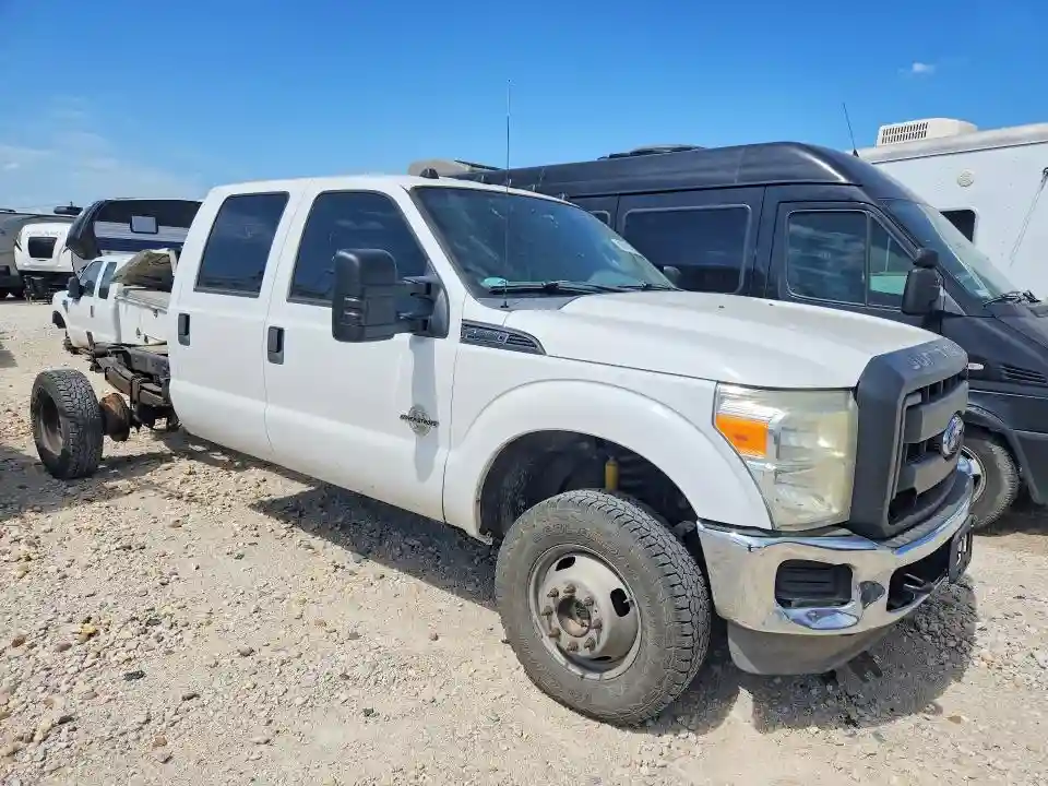 1FD8W3HT8DEA40607 2013 FORD F350-3
