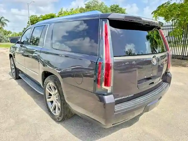 1GYS4HKJXFR170768 2015 CADILLAC ESCALADE-1
