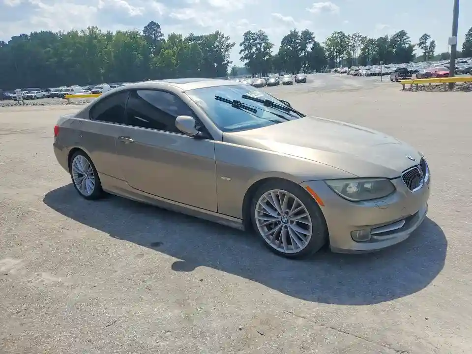 WBAKG7C59BE264082 2011 BMW 3 SERIES-3