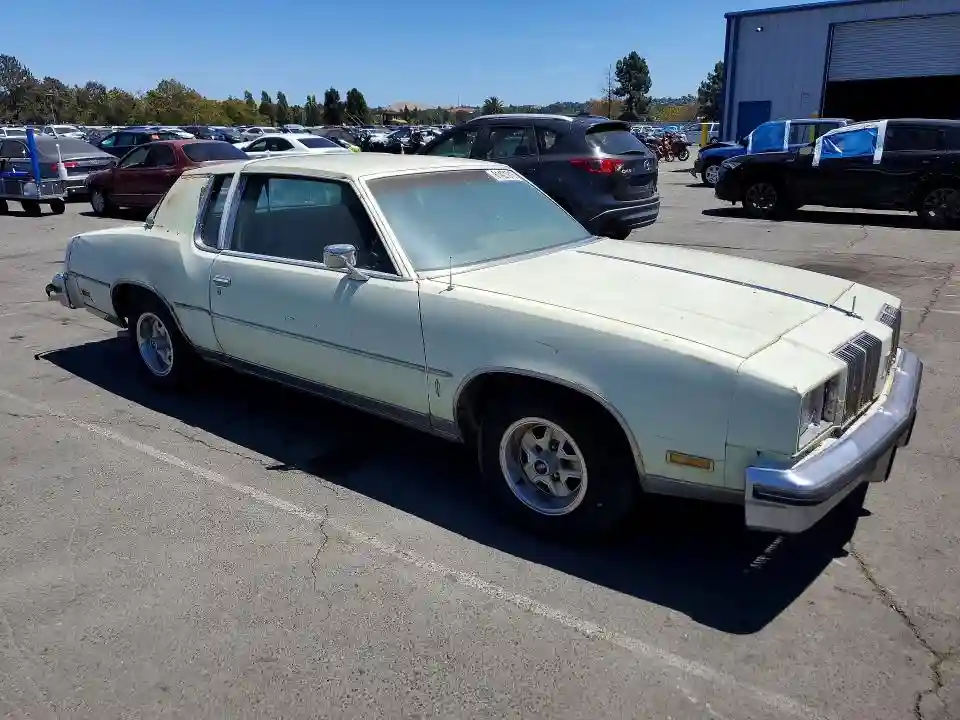 3M47H9R469414 1979 OLDSMOBILE CUTLASS-3