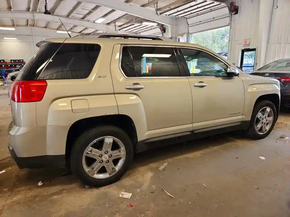 2GKFLXE57C6189308 2012 GMC TERRAIN-2