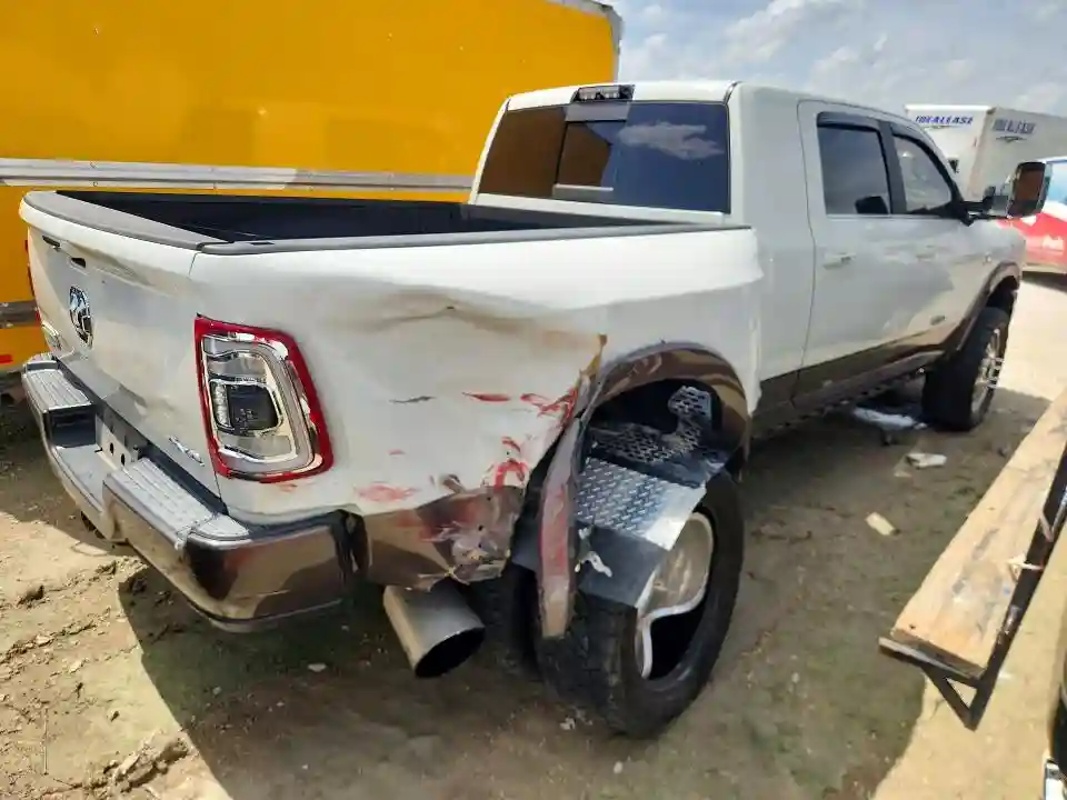 3C63RRNL0KG665111 2019 RAM 3500-2