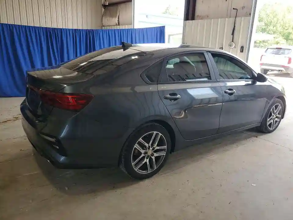 3KPF34AD8KE072696 2019 KIA FORTE-2