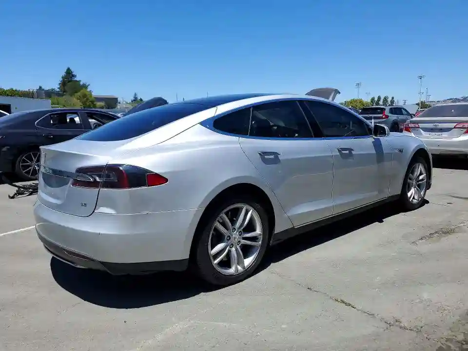 5YJSA1CN3DFP13548 2013 TESLA MODEL S-2