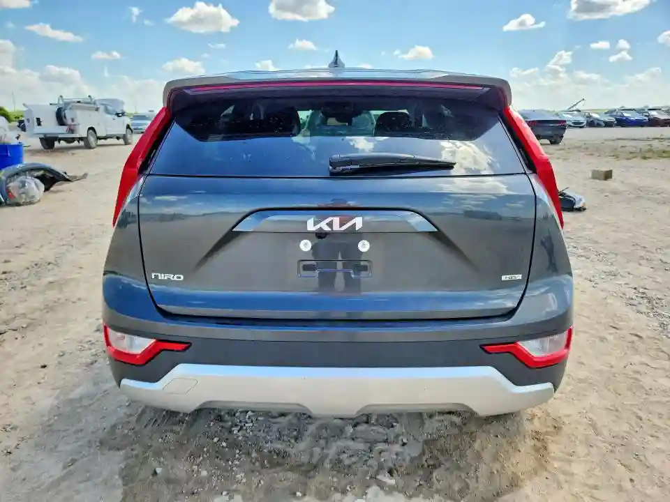 KNDCP3LE8T5329442 2026 KIA NIRO-5