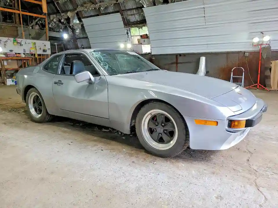 WP0AA0940DN453471 1983 PORSCHE 944-3