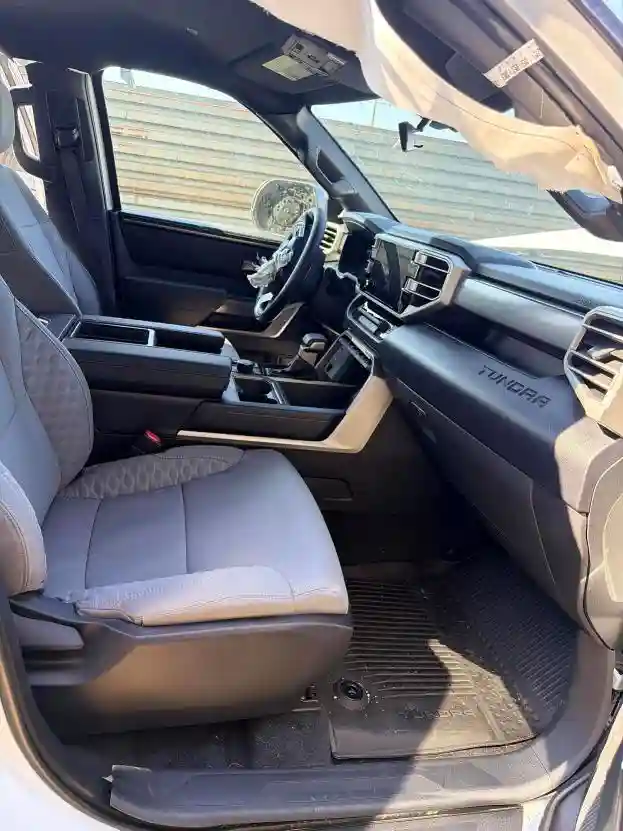 5TFLA5DB4SX324646 2025 TOYOTA TUNDRA-4