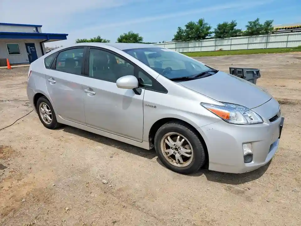 JTDKN3DU8A0171833 2010 TOYOTA PRIUS-3