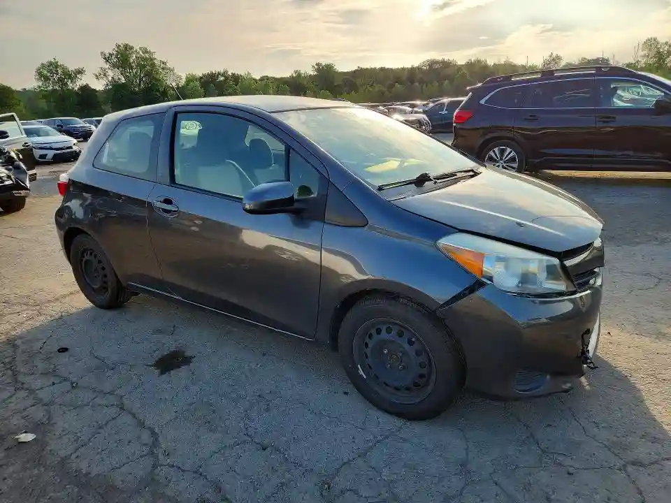 JTDJTUD37CD536593 2012 TOYOTA YARIS-3