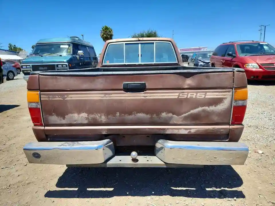 JT4RN56S3G7004690 1986 TOYOTA ALL OTHER-5