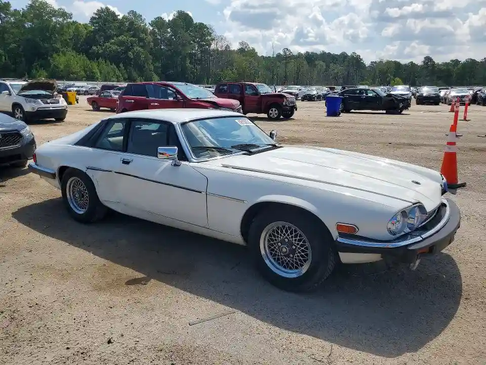 SAJNA5840KC156954 1989 JAGUAR XJS-3