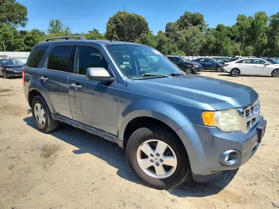 1FMCU9D77CKA02586 2012 FORD ESCAPE-3