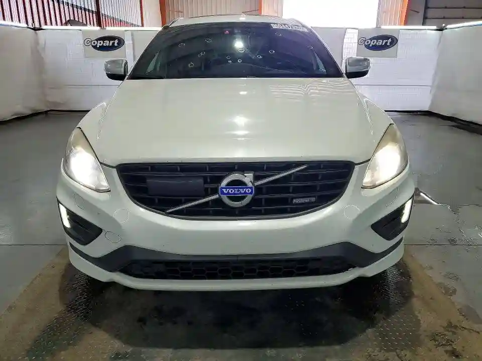YV4902RS1F2629087 2015 VOLVO XC60-4