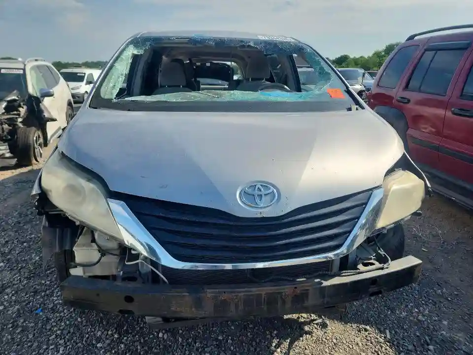 5TDKK3DC4ES406649 2014 TOYOTA SIENNA-4