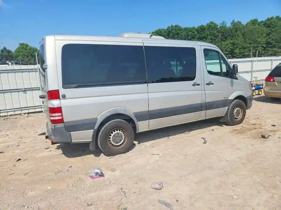 8BRPE7DD8GE125460 2016 MERCEDES-BENZ SPRINTER-2