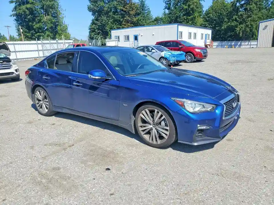 JN1EV7AP9JM358528 2018 INFINITI Q50-3