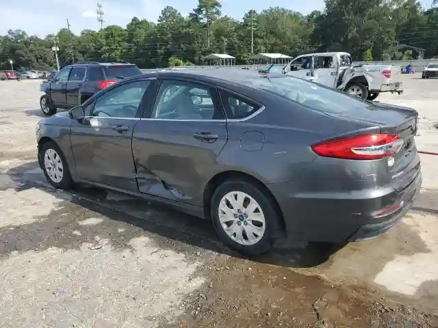 3FA6P0G72KR280585 2019 FORD FUSION-2