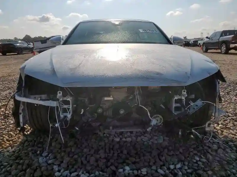 WAULSAF80PN003209 2023 AUDI S8-4