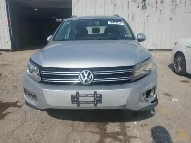 WVGAV7AX4HK054441 2017 VOLKSWAGEN TIGUAN-4