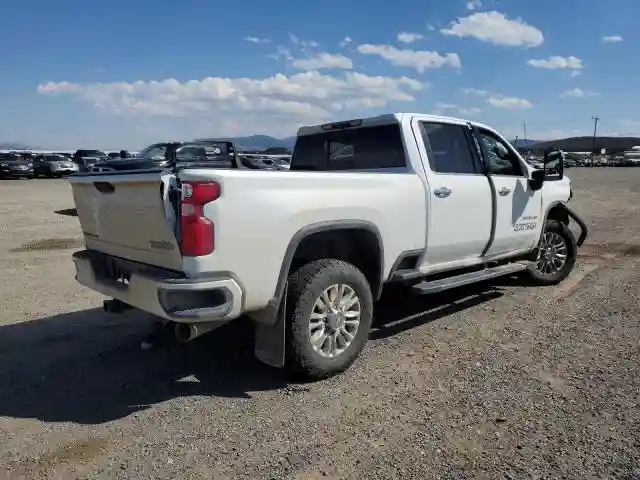 1GC4YVEY4MF217477 2021 CHEVROLET ALL MODELS-2
