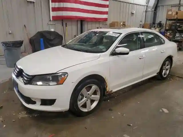 1VWBP7A35DC033227 2013 VOLKSWAGEN PASSAT-0