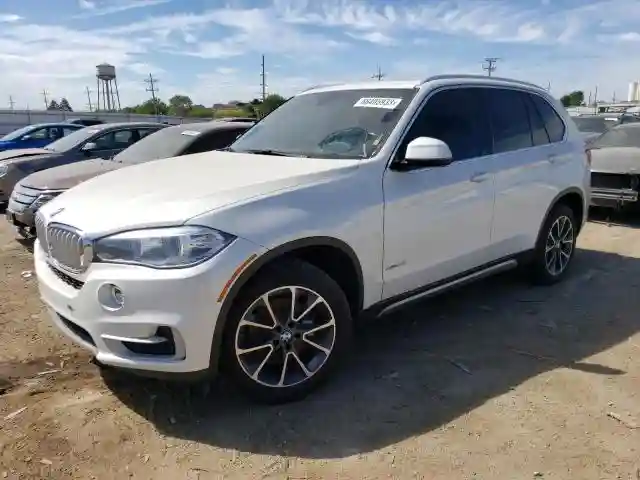 5UXKR0C59J0Y01838 2018 BMW X5-0