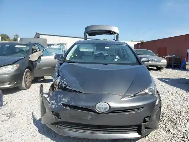 JTDKARFU4H3035400 2017 TOYOTA PRIUS-4