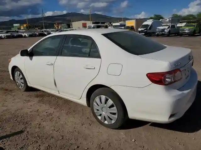 2T1BU4EE5CC905210 2012 TOYOTA COROLLA-1