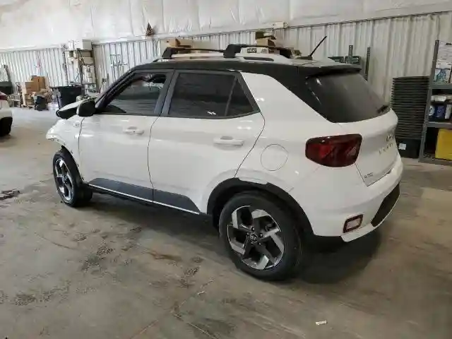 KMHRC8A32PU275681 2023 HYUNDAI VENUE-2