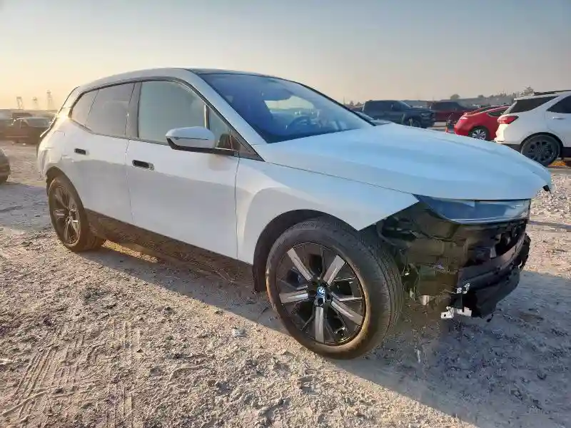 WB523CF08SCS46185 2025 BMW IX XDRIVE5-3