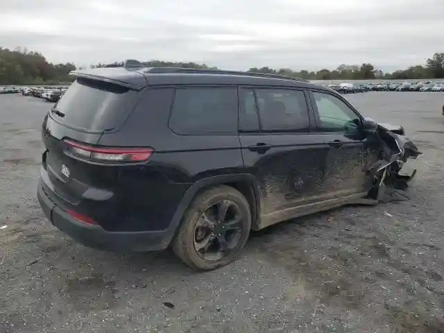 1C4RJKAG0R8584278 2024 JEEP GRAND CHEROKEE-2