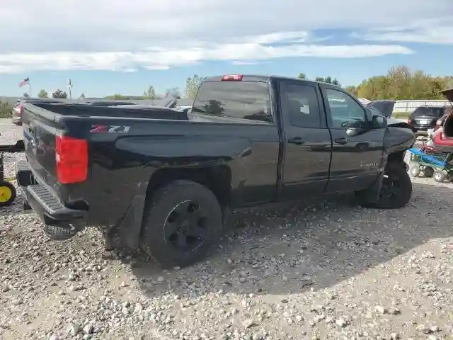 1GCVKREC8HZ104007 2017 CHEVROLET ALL MODELS-2