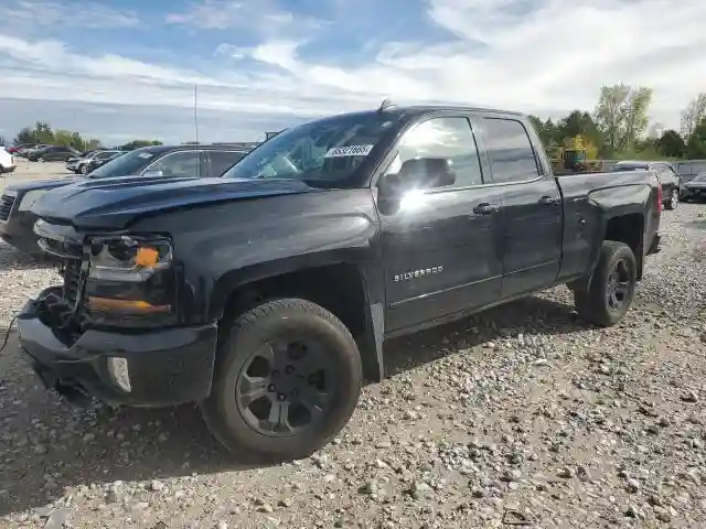 1GCVKREC8HZ104007 2017 CHEVROLET ALL MODELS-0