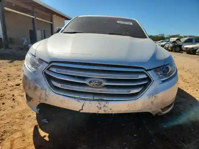 1FAHP2J88KG116044 2019 FORD TAURUS-4
