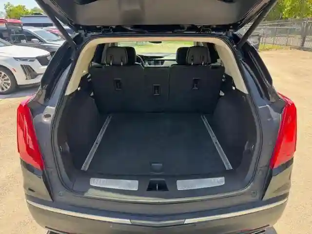 1GYKNERS6JZ139813 2018 CADILLAC XT5-5
