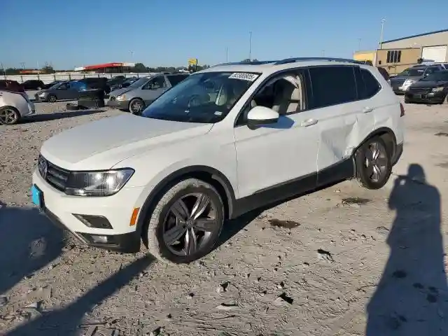 3VV3B7AX2MM046610 2021 VOLKSWAGEN TIGUAN-0