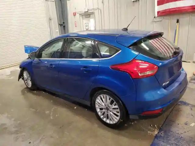 1FADP3N2XJL284266 2018 FORD FOCUS-1