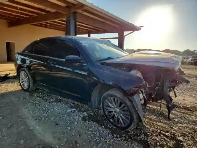1C3CCBAB6DN670665 2013 CHRYSLER 200-3