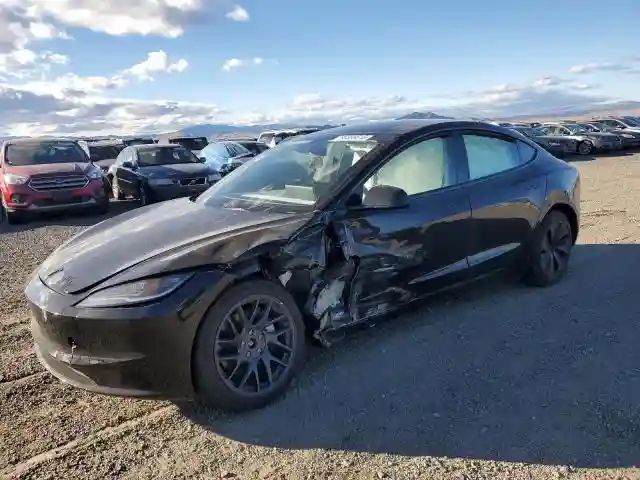 5YJ3E1EB7SF078939 2025 TESLA MODEL 3-0