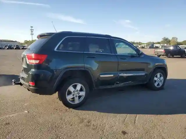 1J4RR4GG4BC520883 2011 JEEP GRAND CHEROKEE-2