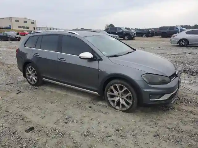 3VWH17AU5HM513499 2017 VOLKSWAGEN GOLF-3