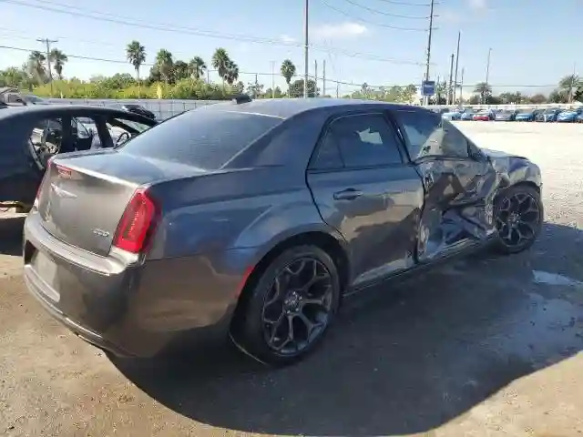 2C3CCAAG6KH612213 2019 CHRYSLER 300-2