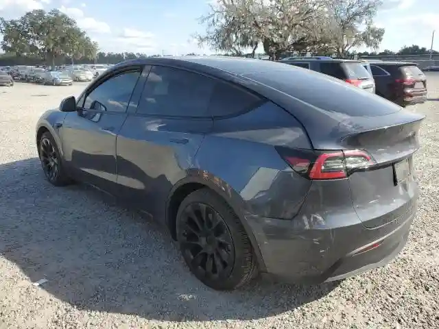 7SAYGAEE6NF309816 2022 TESLA MODEL Y-1