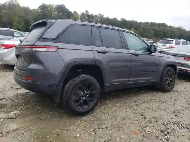 1C4RJHAG2SC291455 2025 JEEP GRAND CHEROKEE-2