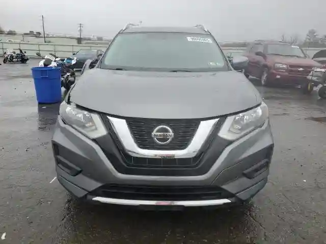 KNMAT2MT3JP573110 2018 NISSAN ROGUE-4
