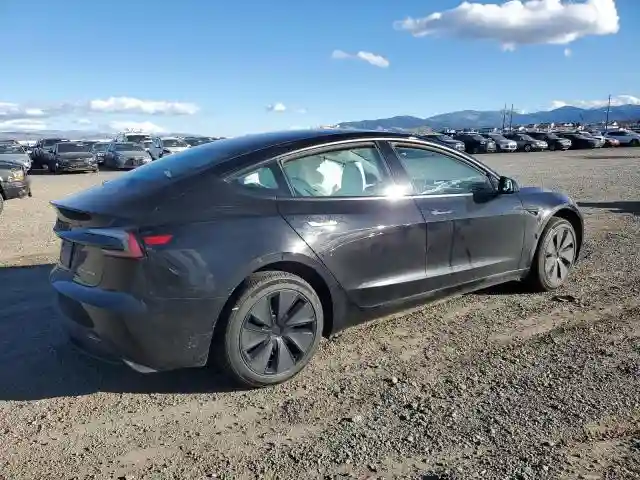 5YJ3E1EB7SF078939 2025 TESLA MODEL 3-2