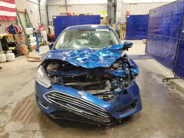 1FADP3N2XJL284266 2018 FORD FOCUS-4