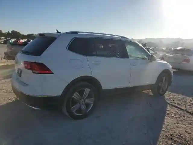 3VV3B7AX2MM046610 2021 VOLKSWAGEN TIGUAN-2