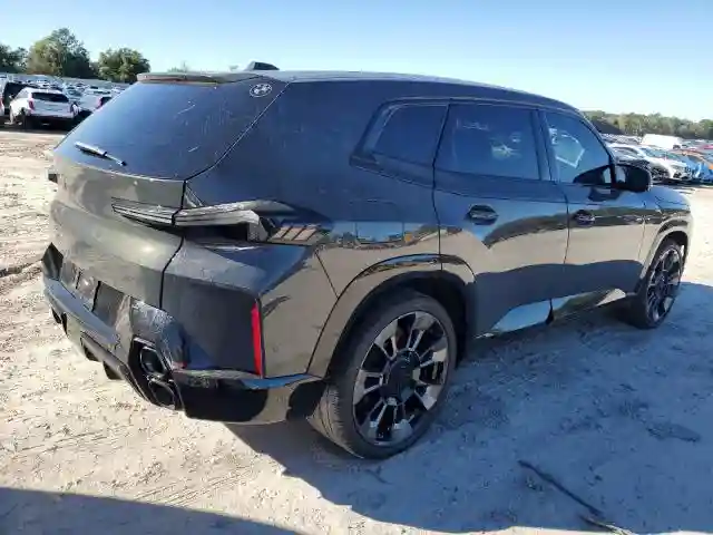 5YM23CS0XP9S50227 2023 BMW XM-2